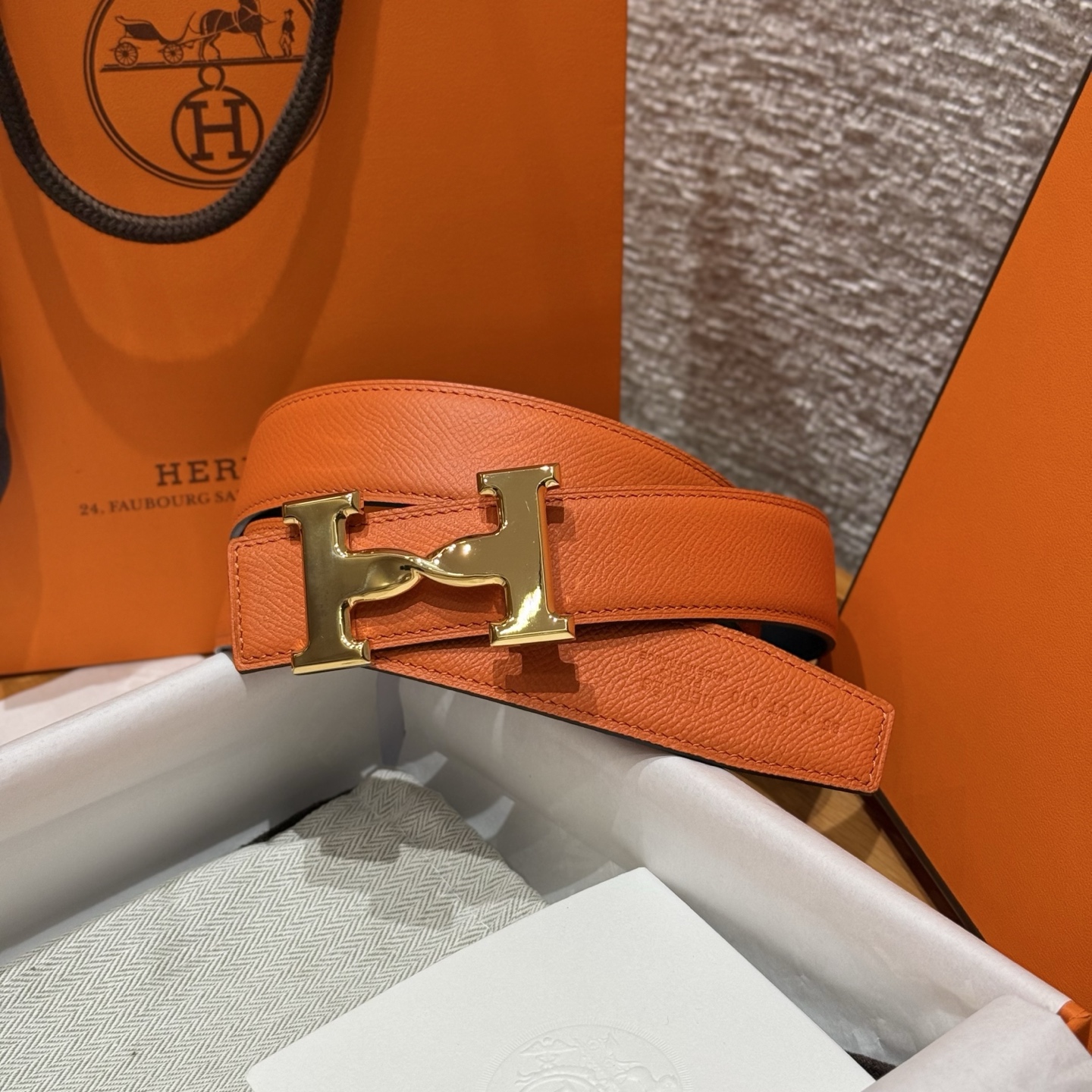 H家男款腰带 - 高級感溢れるリバーシブルデザイン