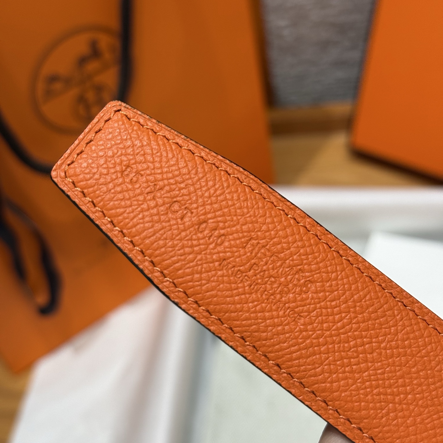 H家男款腰带 - 高級感溢れるリバーシブルデザイン