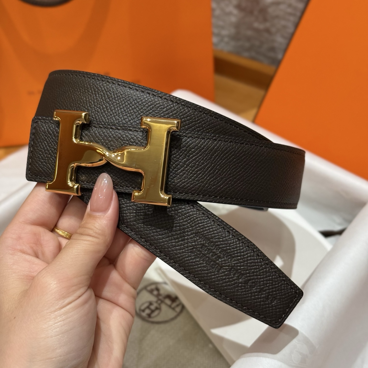 H家男款腰带 - 高級感あふれるリバーシブルデザイン