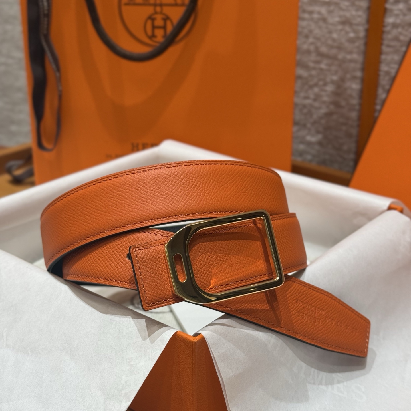 H家新款 赛马骑师皮带扣腰带 エレガントデザイン＆高品質