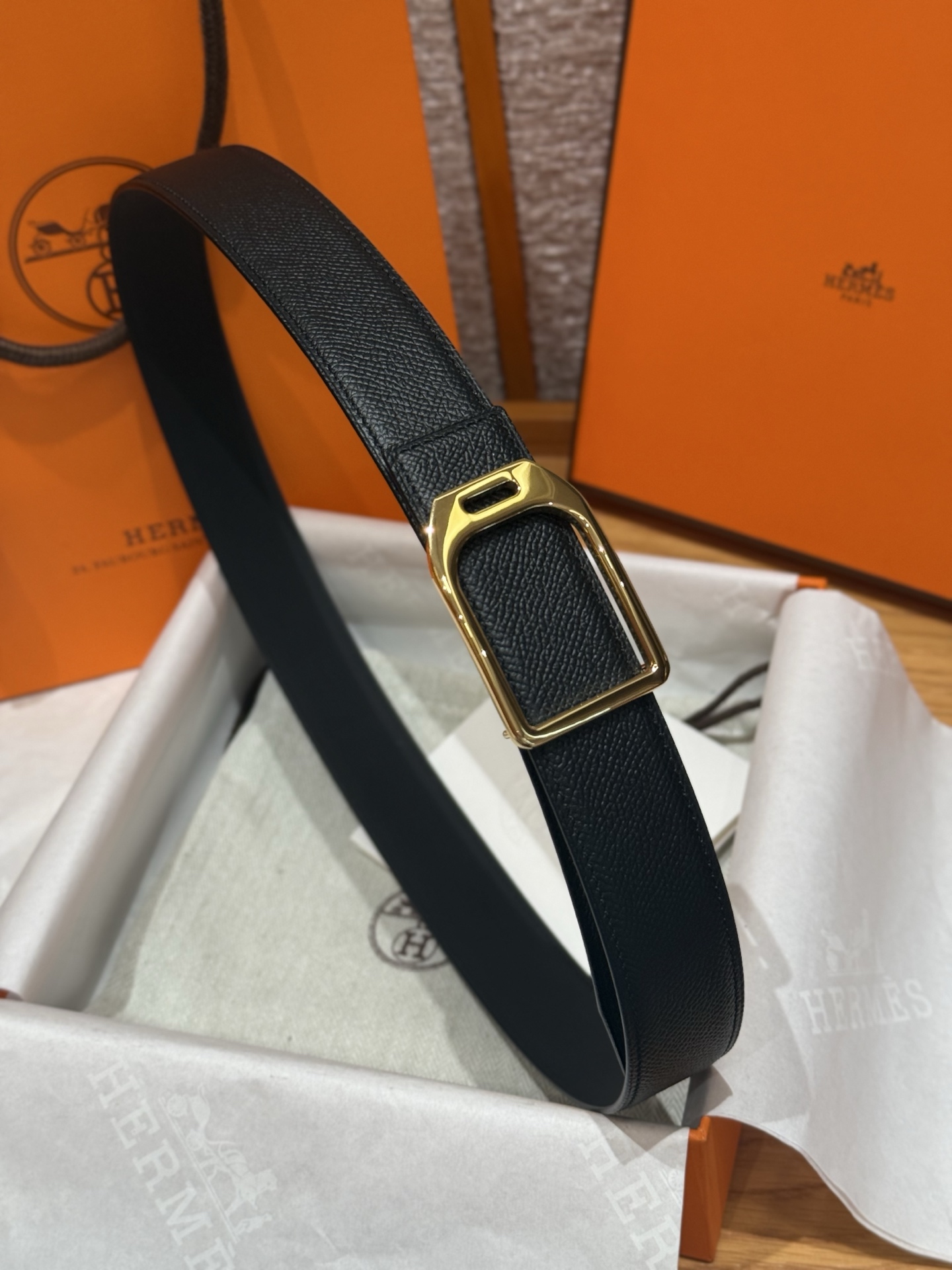 H家新款 赛马骑师 皮带扣腰带 スタイリッシュなデザイン