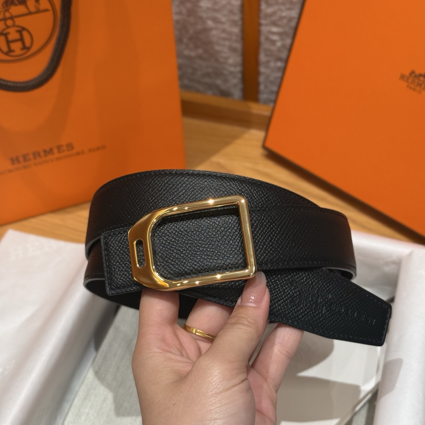 H家新款 赛马骑师 皮带扣腰带 スタイリッシュなデザイン