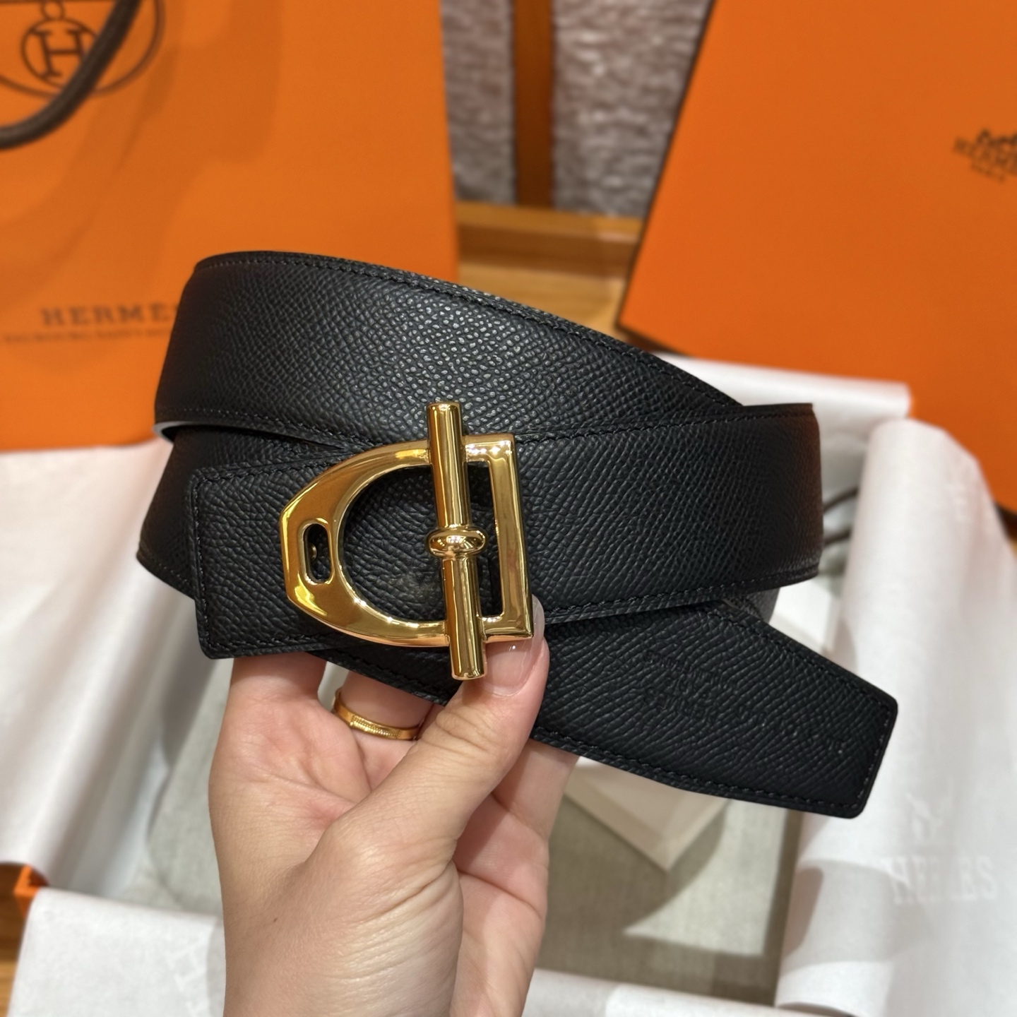 H家五金男士腰带 - 双面小牛皮仕様