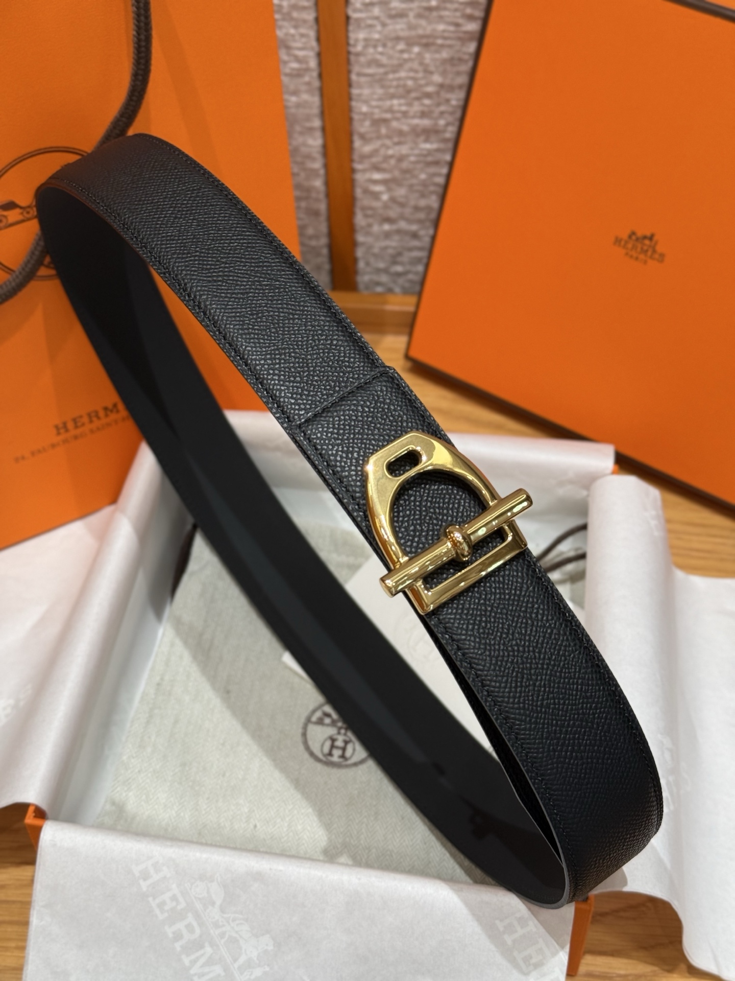 H家五金男士腰带 - 双面小牛皮仕様