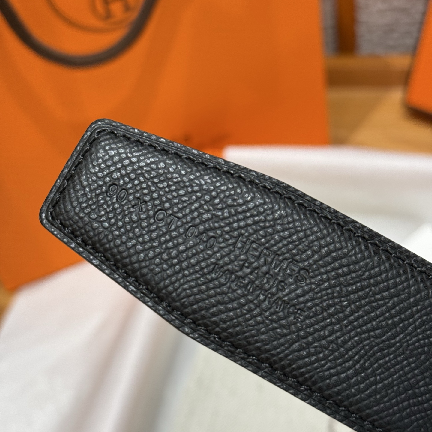 H家五金男士腰带 - 双面小牛皮仕様