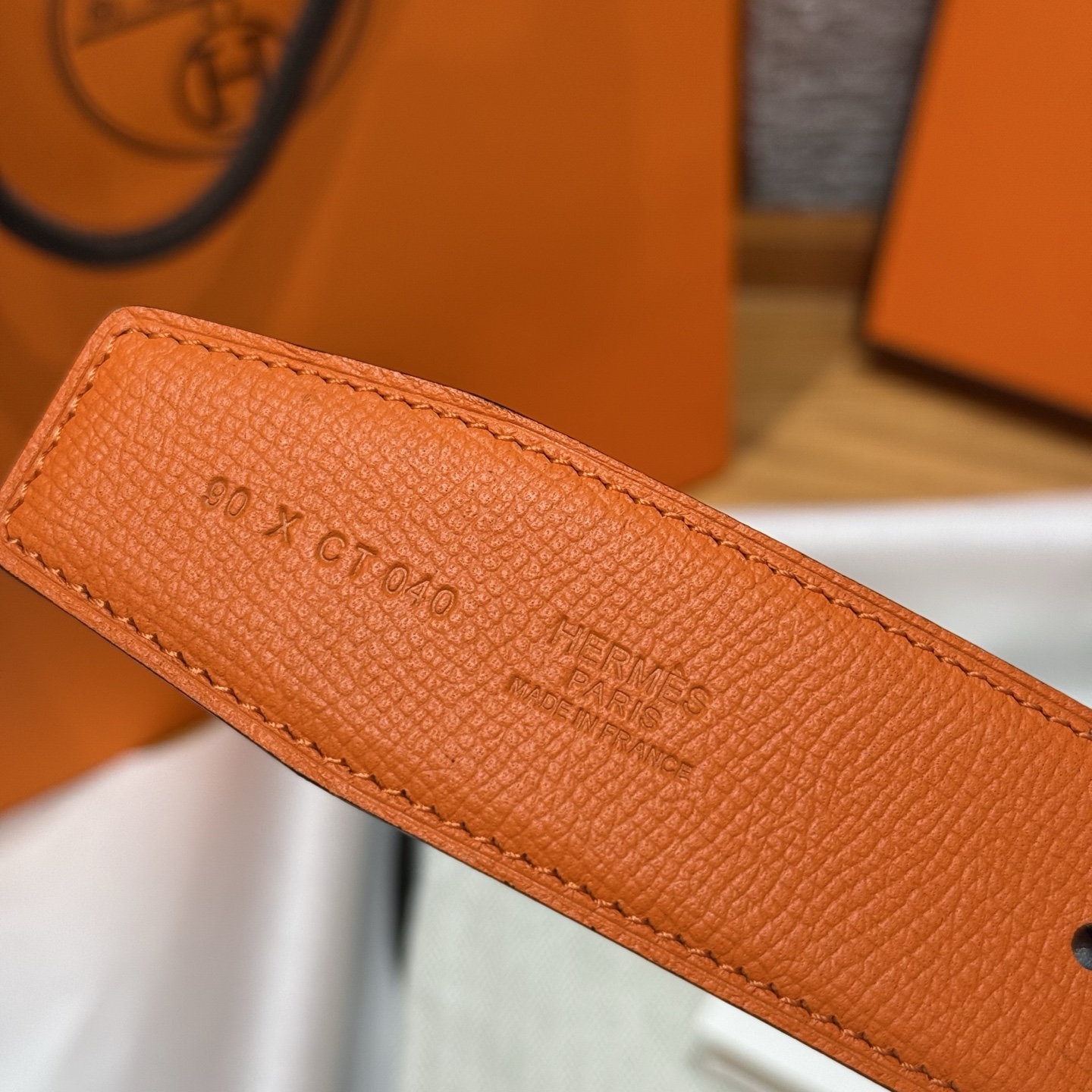 H家新款五金男士腰带 - 馬鎖デザインと双面小牛皮使用