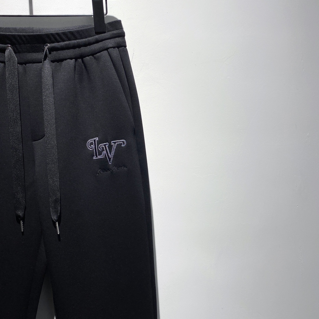 新品看似简单的裤子也许你会被它极致的品质吸引！！ʟᴏᴡᴇsᴇᴠᴏᴜɪs棉质运动裤简单高级风格拥有密纺棉质