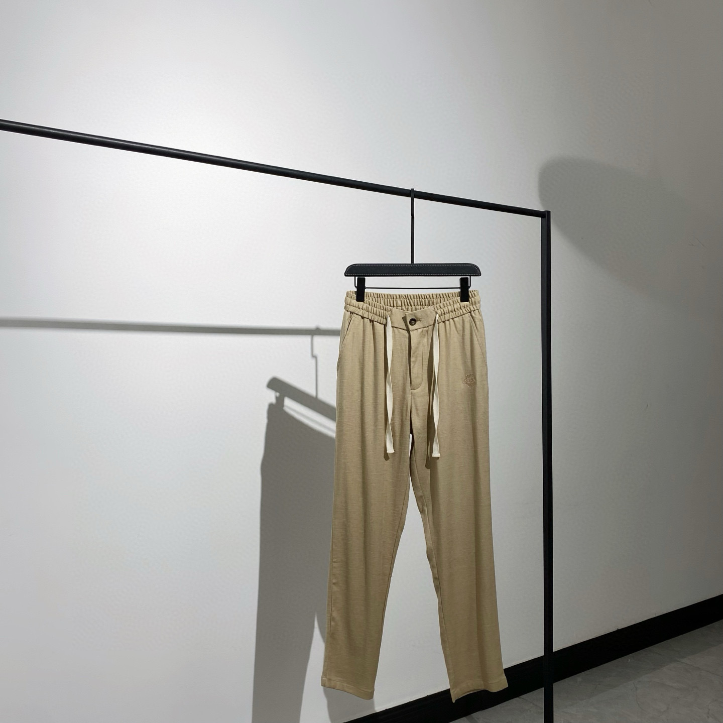 LP Merano Men's Linen-Blend Drawstring Trousers - Casual Comfort, Stylish Look 2 i1749956473364 943 0 0