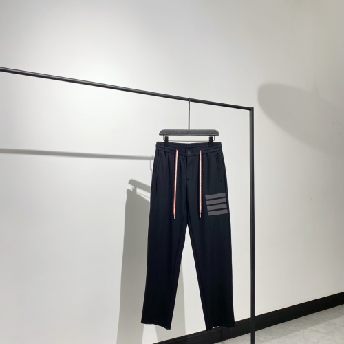 Thom Browne Men's Waffle Knit Elastic Joggers - Sport & Lifestyle Pants