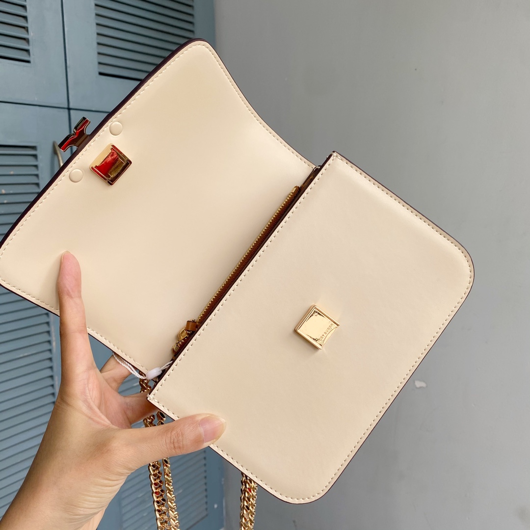 Tory Burch ～TB新款Eleanor 小号链条包 包款全新设计光滑金属饰件 尽显盒子包的简约线条