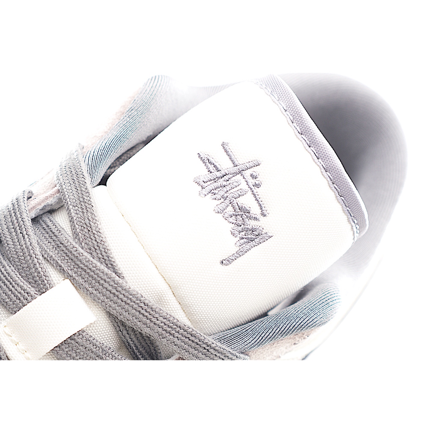 280 Air Jordan 1 Low AJ1 乔1 斯图西联名 米灰金属标 高端定制 低帮复古篮球鞋 SJ9950-053
