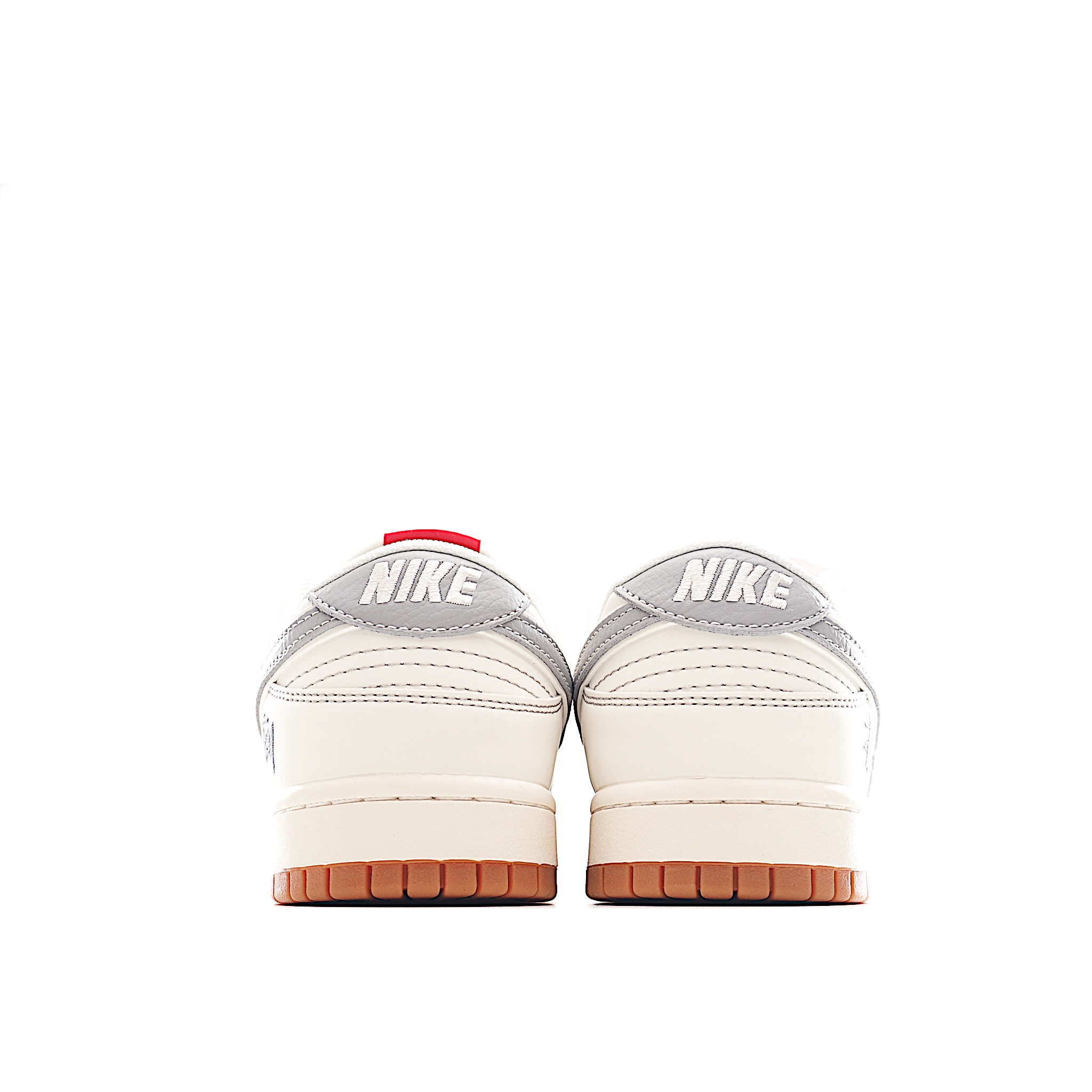 Nike SB Dunk Low 斯图西联名 米灰生胶 周年高端定制 低帮休闲板鞋 XS6089-531