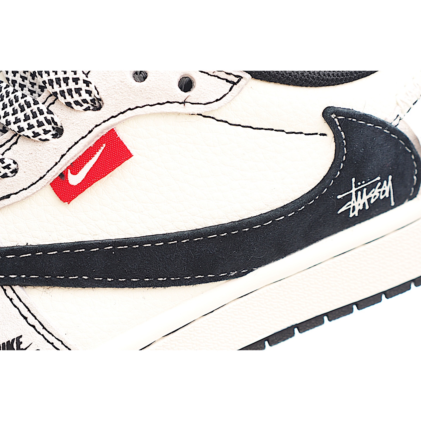 Travis Scott x Fragment Design x Air Jordan 1 Low SP AJ1 乔1 斯图西联名 米黑织布 低帮文化休闲板鞋 YX5066-301