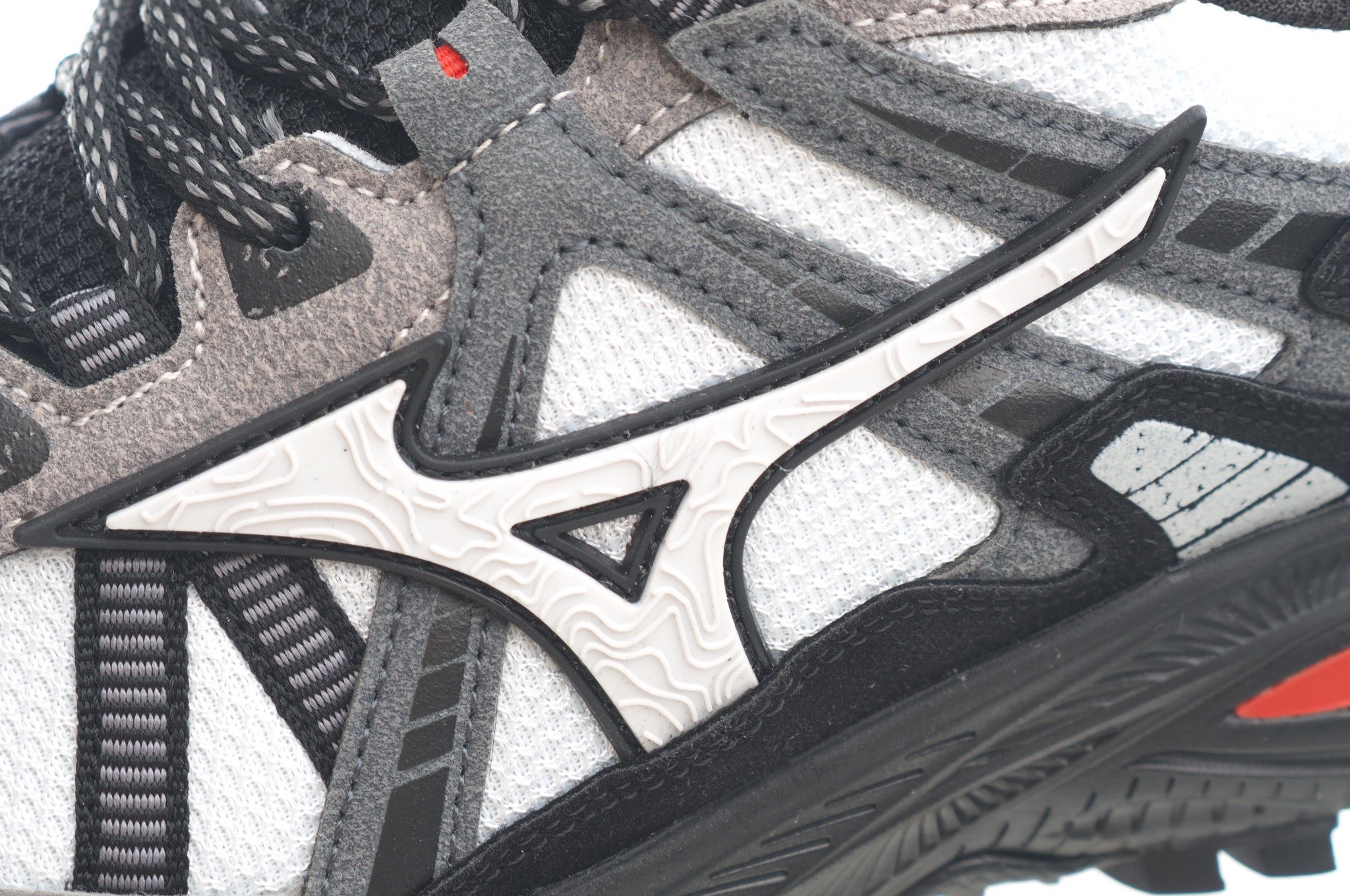 Mizuno 美津浓 Wave Rider Beta 复古时尚休闲舒适减震运动跑步鞋 D1GH22