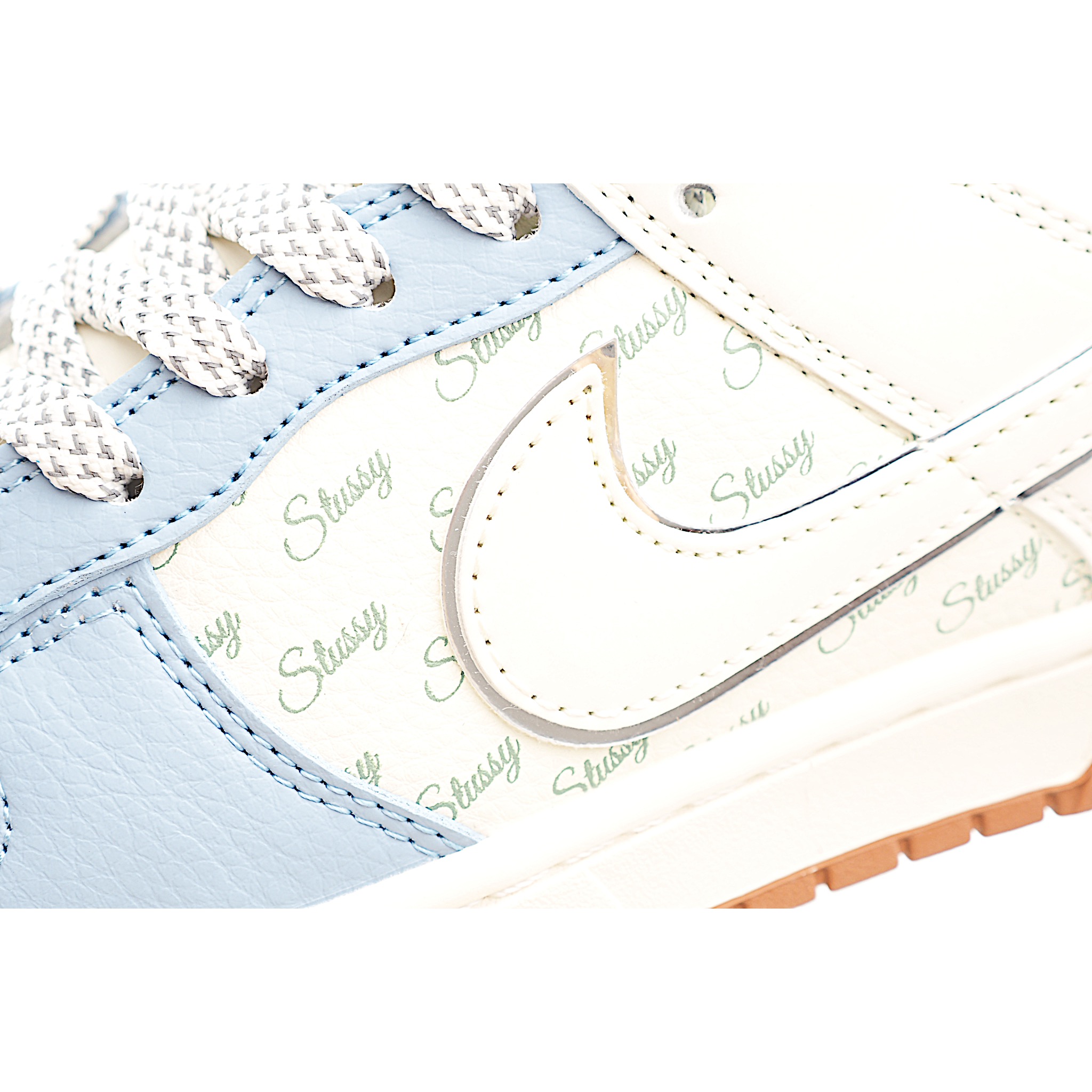 Nike SB Dunk Low 斯图西联名 白蓝生胶 周年高端定制 低帮休闲板鞋 ZH2598-246