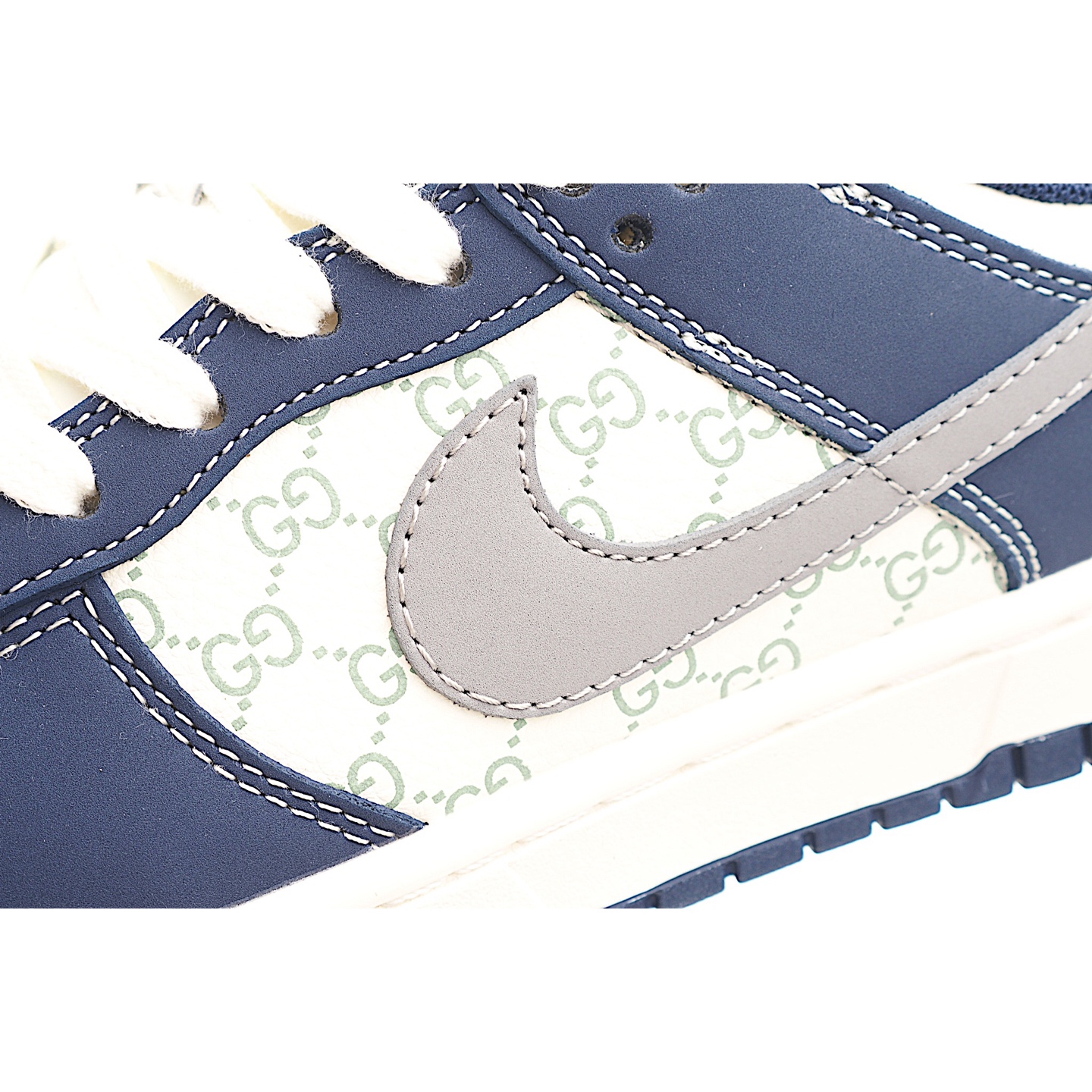 260 62-4.WY Nike SB Dunk Low x GUCCI 蓝灰白小钩 XD1588-202
