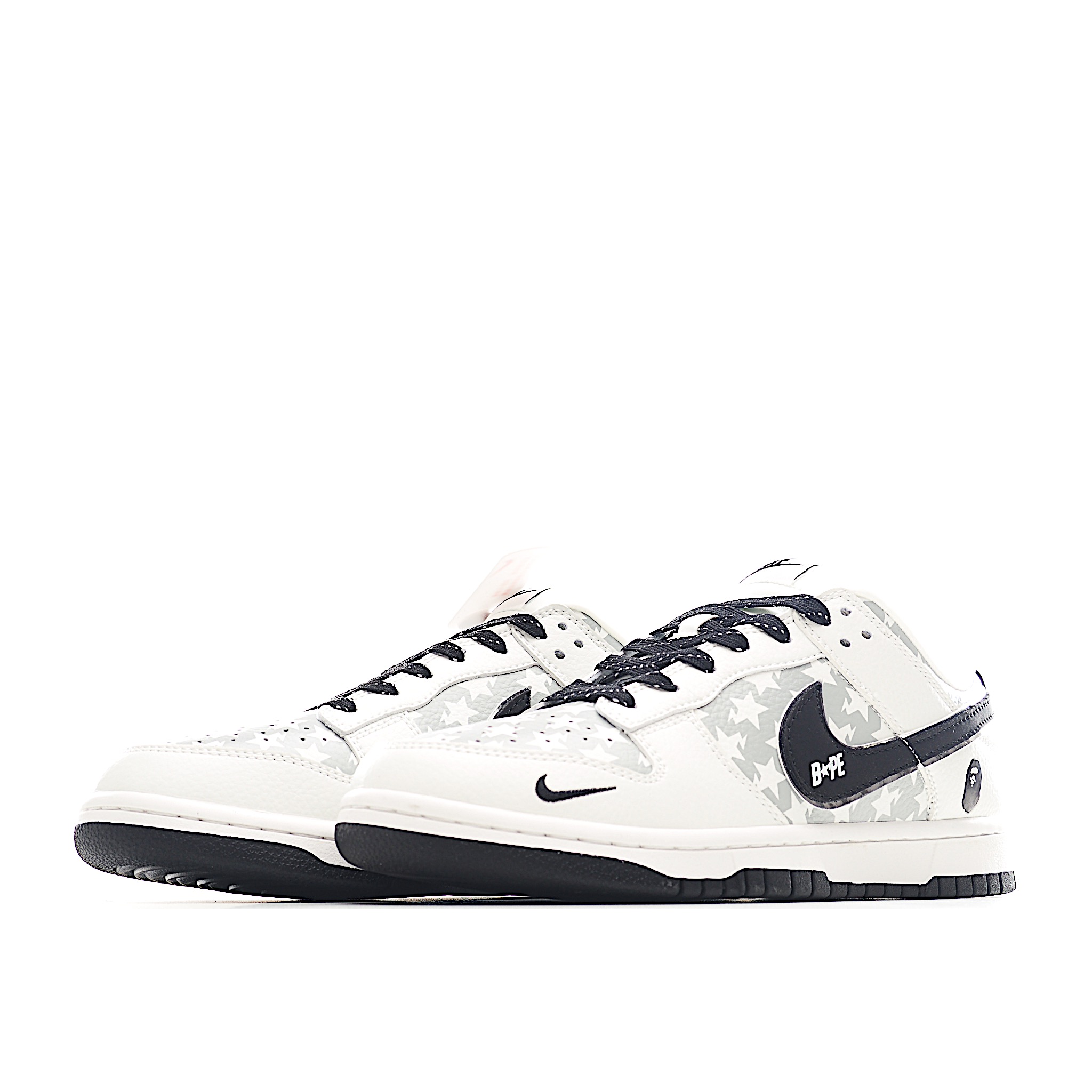 Nike SB Dunk Low BAPE系列 五角星黑勾 周年高端定制 低帮休闲板鞋 CS1688-104