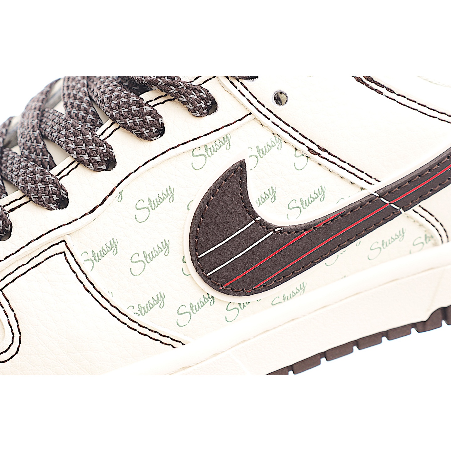 Nike SB Dunk Low 斯图西联名 双拼红线 周年高端定制 低帮休闲板鞋 XS6089-536