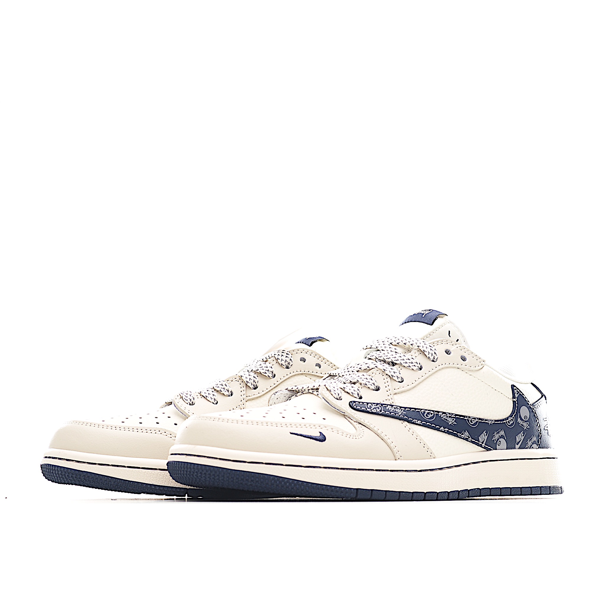 Travis Scott x Fragment Design x Air Jordan 1 Low SP AJ1 乔1 斯图西联名 米蓝花勾 低帮文化休闲板鞋 JJ2508-551