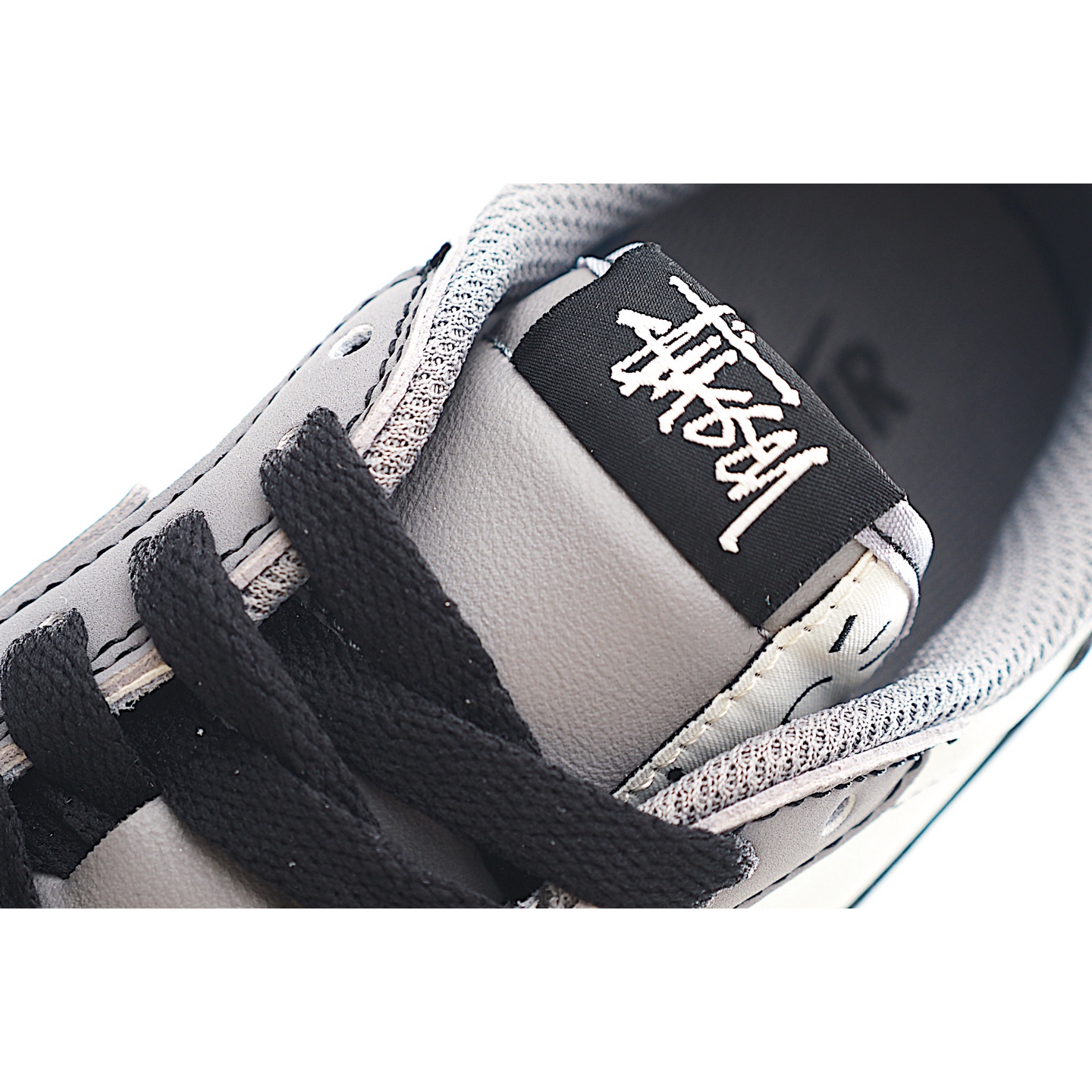 stussy x Travis Scott Air Jordan 1 Low 斯图西联名倒钩 XD1568-109