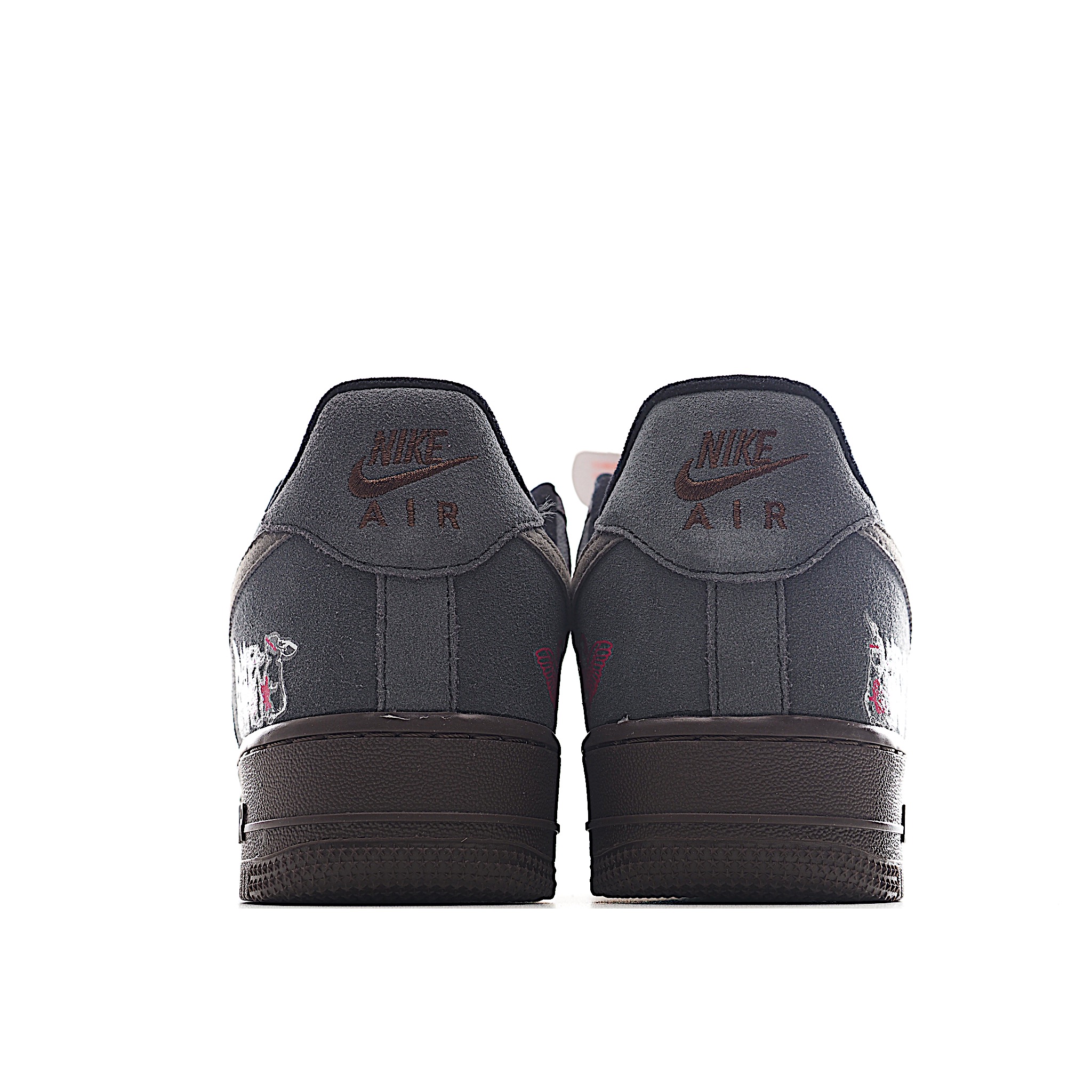 520系列限定 “黑粉桃心”Nike Air Force 1 “Black Pink ”空军一号定制低帮板鞋 DO6730-010 黑粉桃心