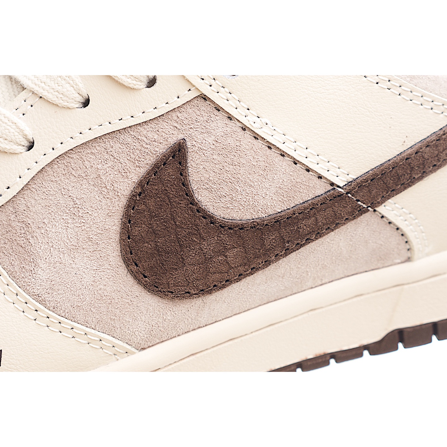 Nike SB Dunk Low LV联名 红尾巧克力 周年高端定制 低帮休闲板鞋 XX3168-123