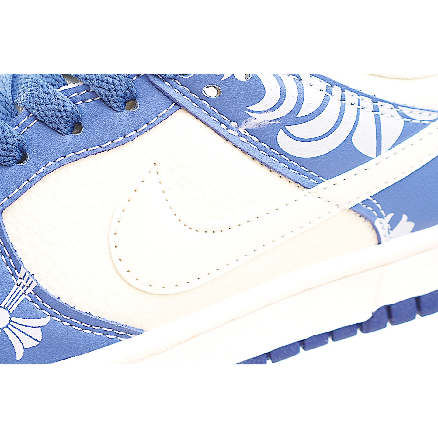 Nike SB Dunk Low 克罗心系列 马蹄印花白勾 周年高端定制 低帮休闲板鞋 KK1333-038