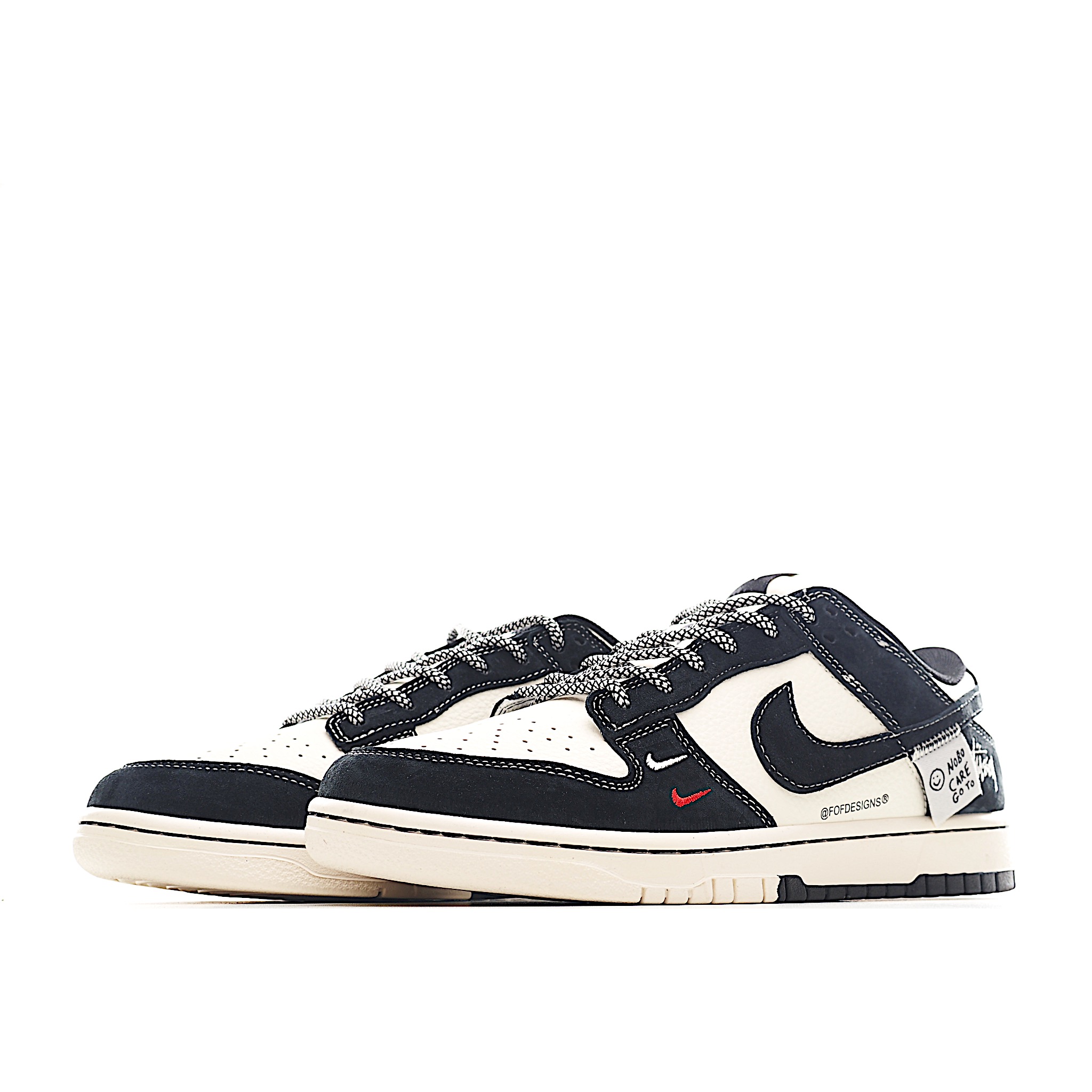Nike SB Dunk Low 斯图西系列 贴布黑勾 周年高端定制 低帮休闲板鞋 YX5066-295