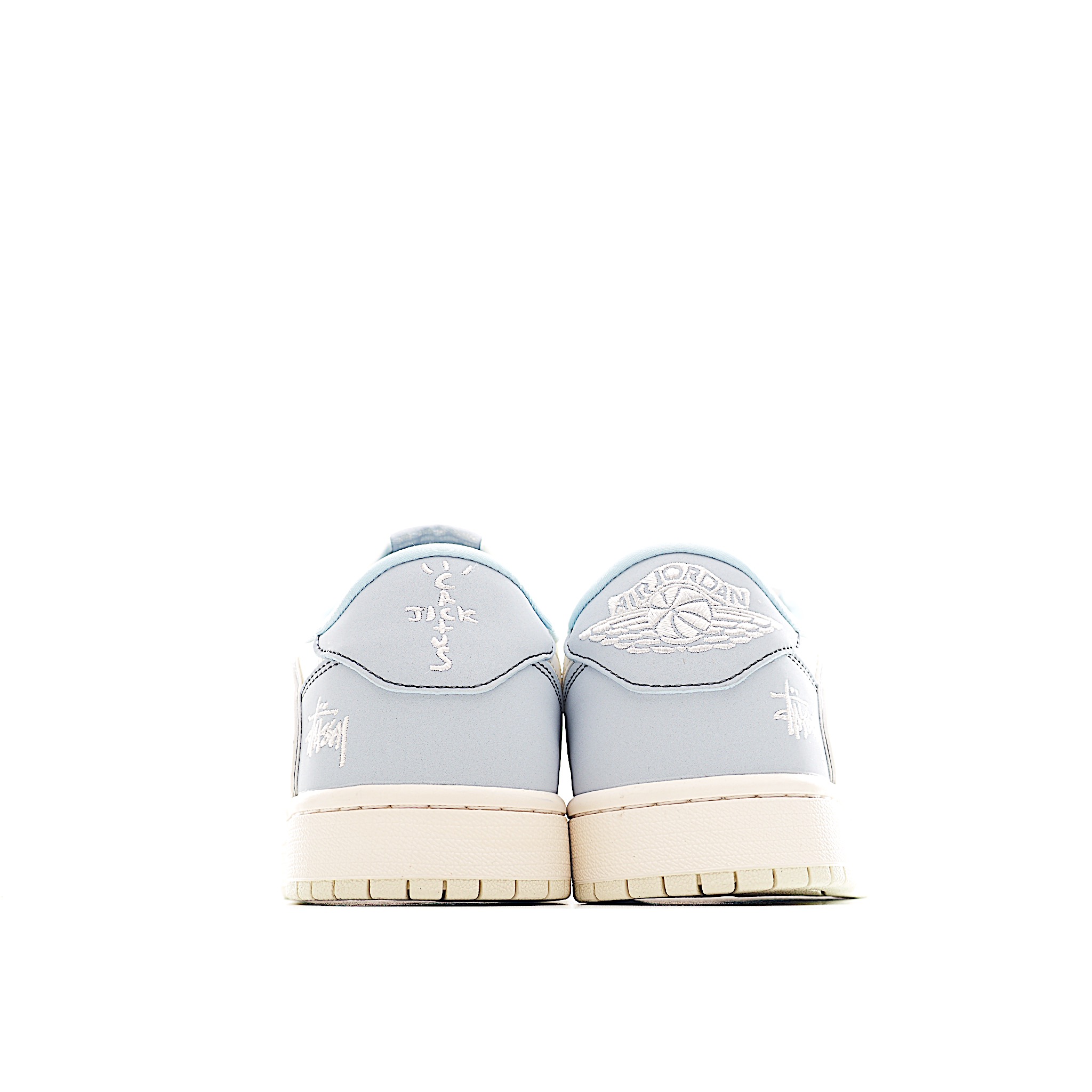 Travis Scott x Fragment Design x Air Jordan 1 Low SP AJ1 乔1 斯图西联名 浅蓝泼墨 低帮文化休闲板鞋 ZH2598-249