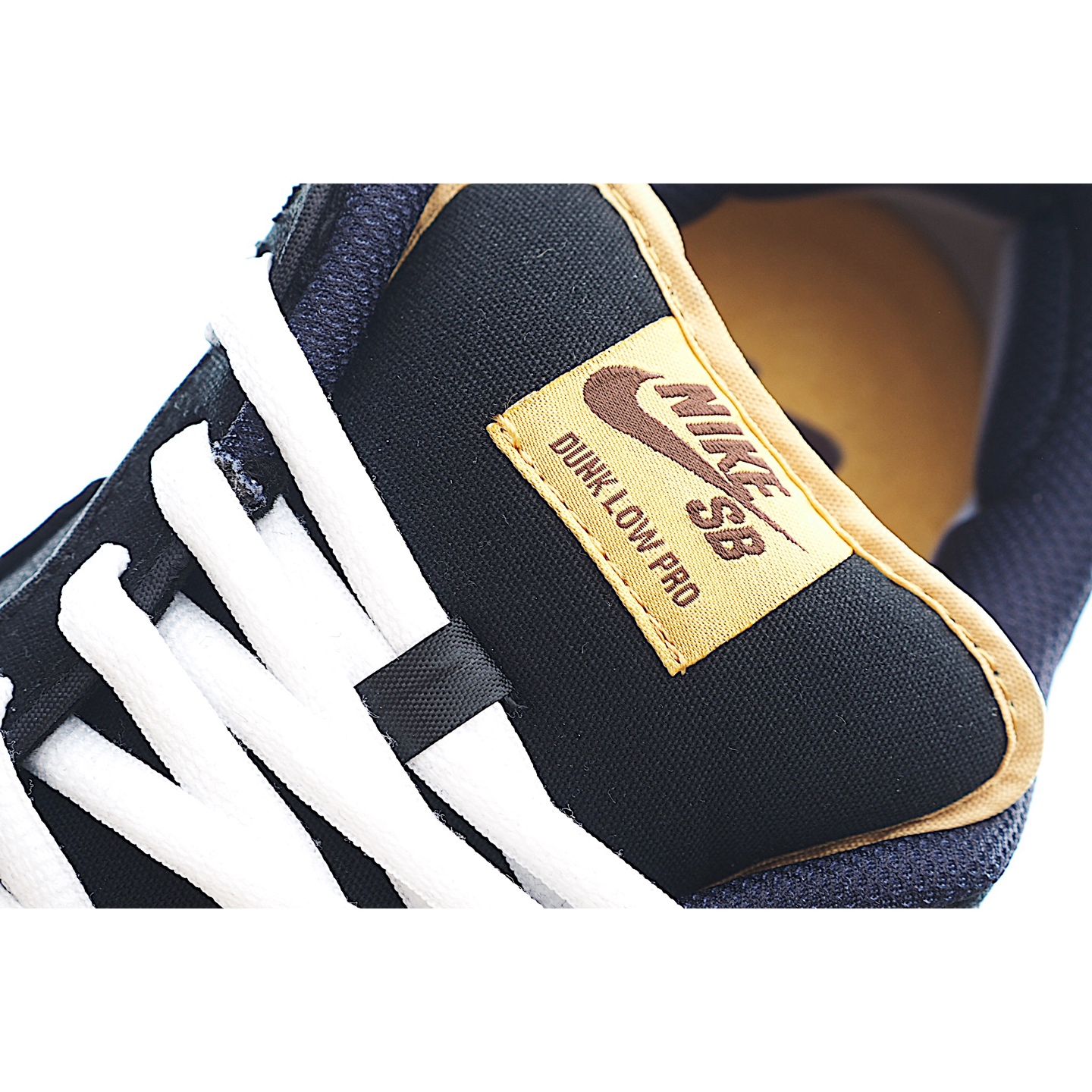 Nike SB Dunk Low 黑色帆布 解构抽绳鞋带 FN5880-001