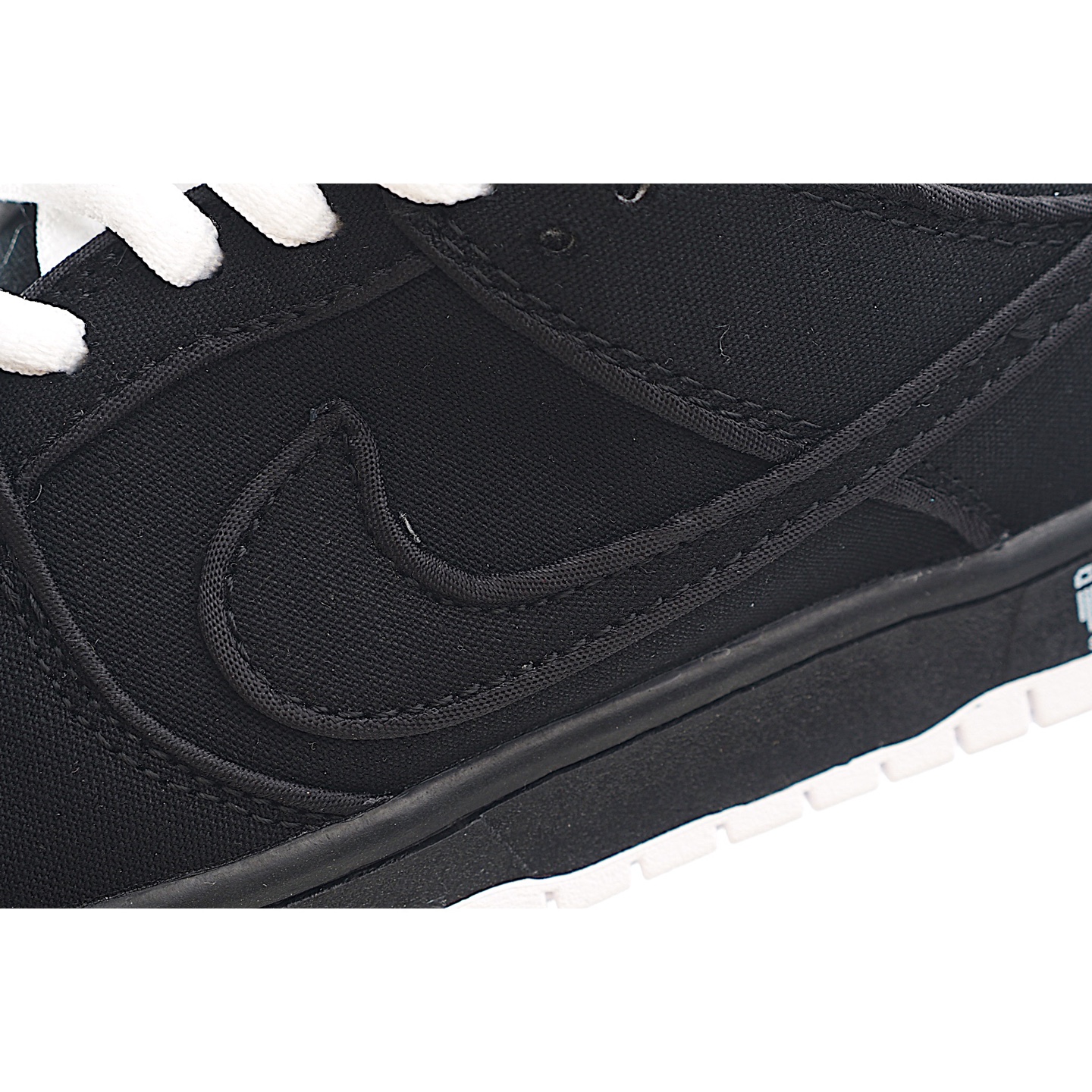 Nike SB Dunk Low 黑色帆布 解构抽绳鞋带 FN5880-001