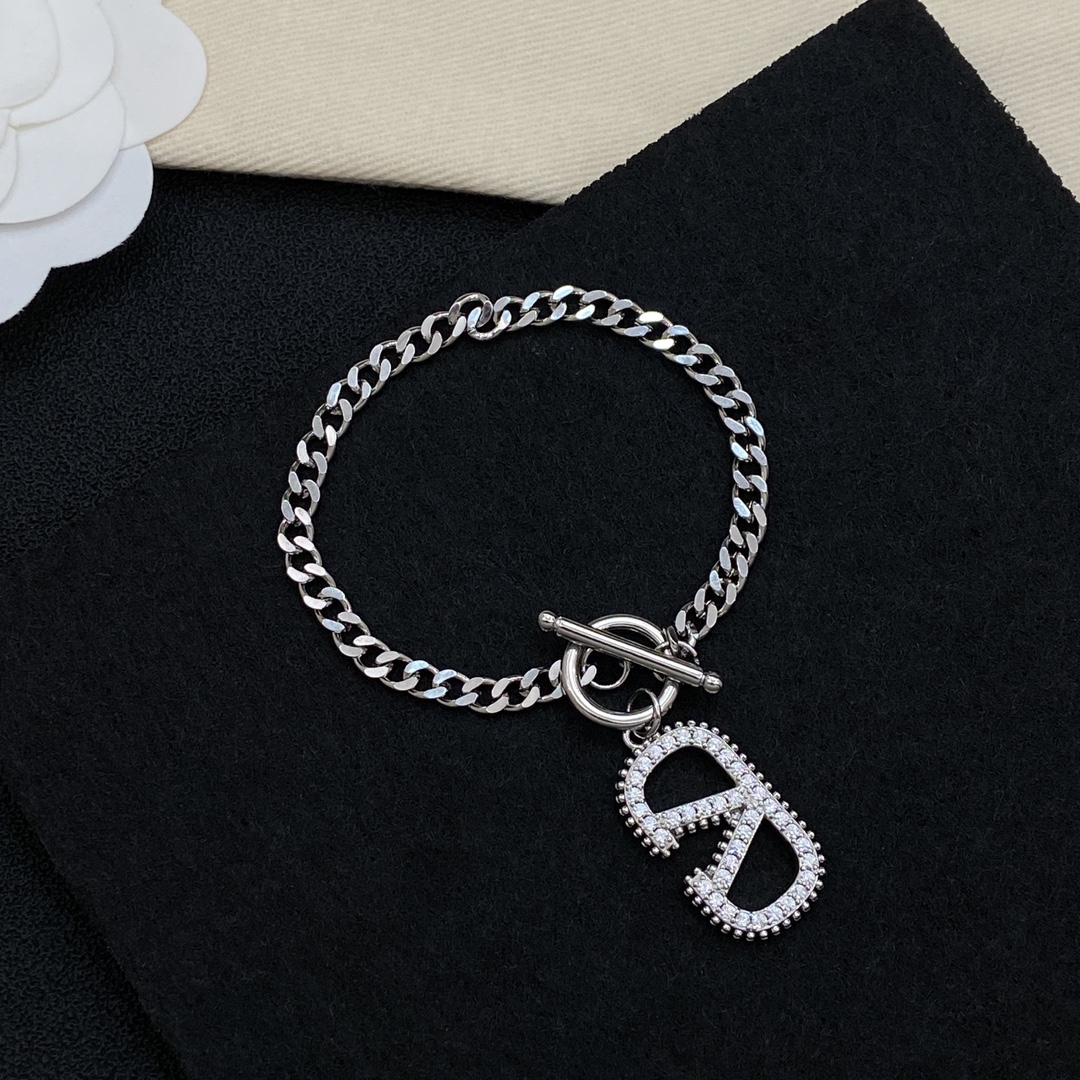 Valentino Haute Joaillerie Fine Jewelry Earrings Necklace Ring 2