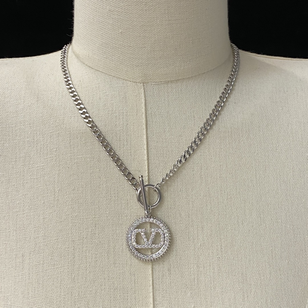Valentino Haute Joaillerie Fine Jewelry Earrings Necklace Ring Ref 2