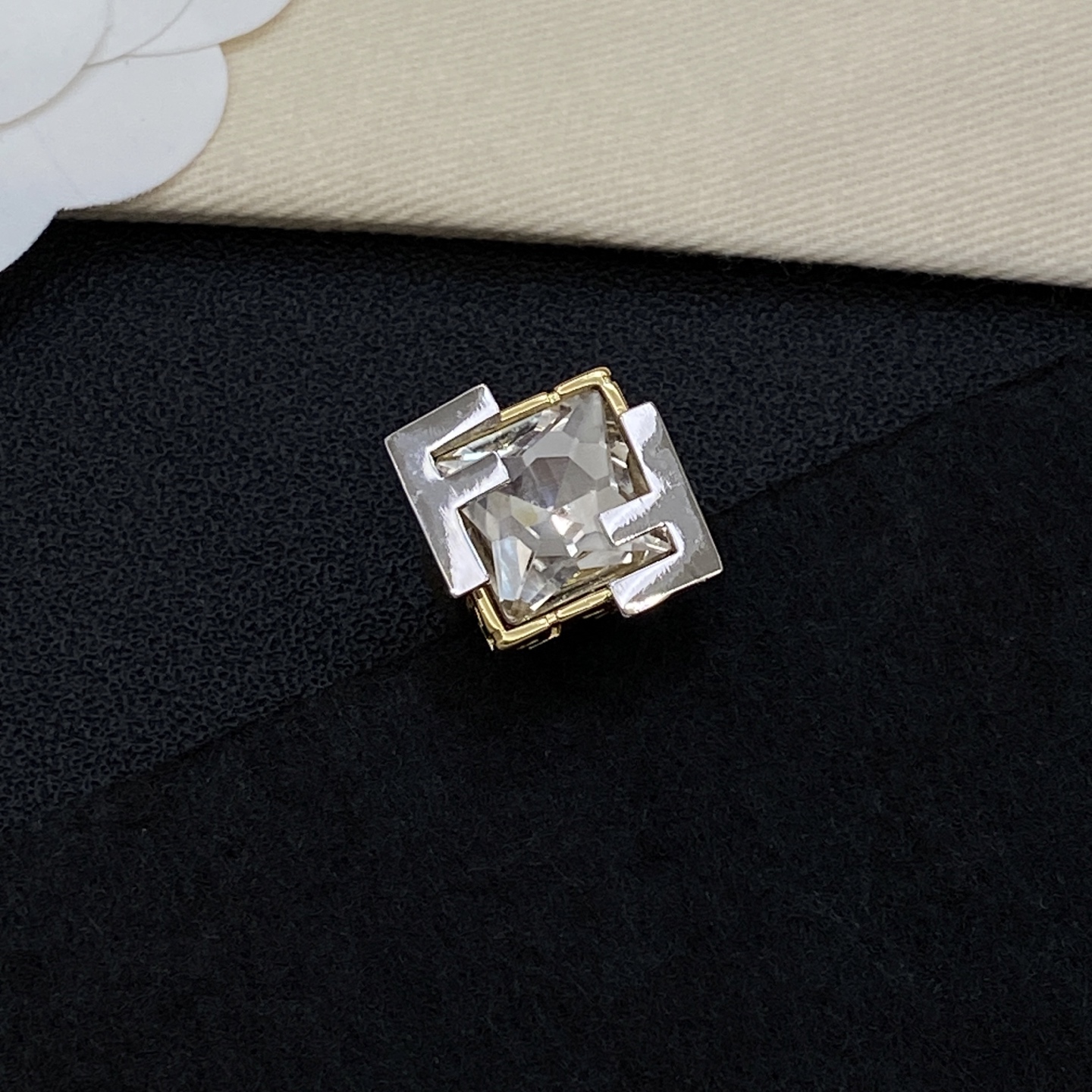 Versace Haute Joaillerie Fine Jewelry Earrings Necklace Ring Ref
