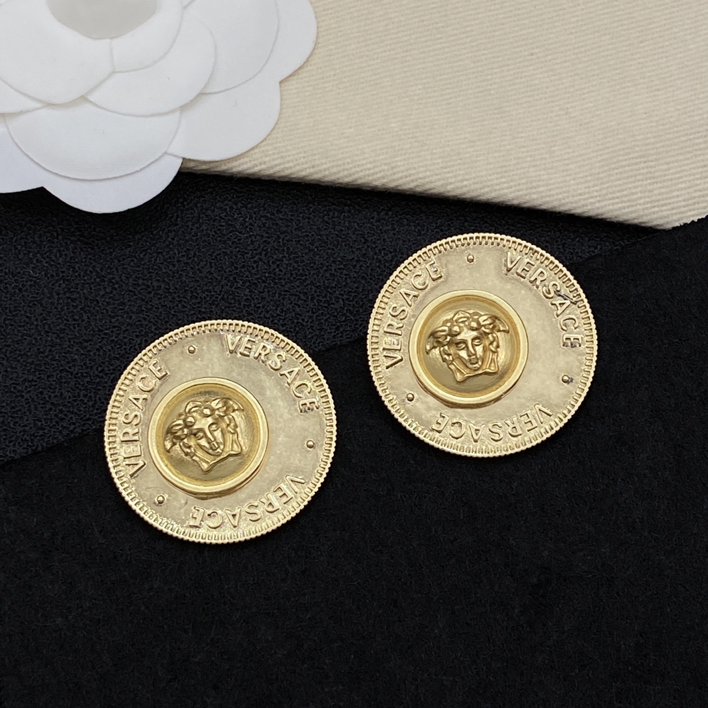 Versace Haute Joaillerie Fine Jewelry Earrings Necklace Ring Ref