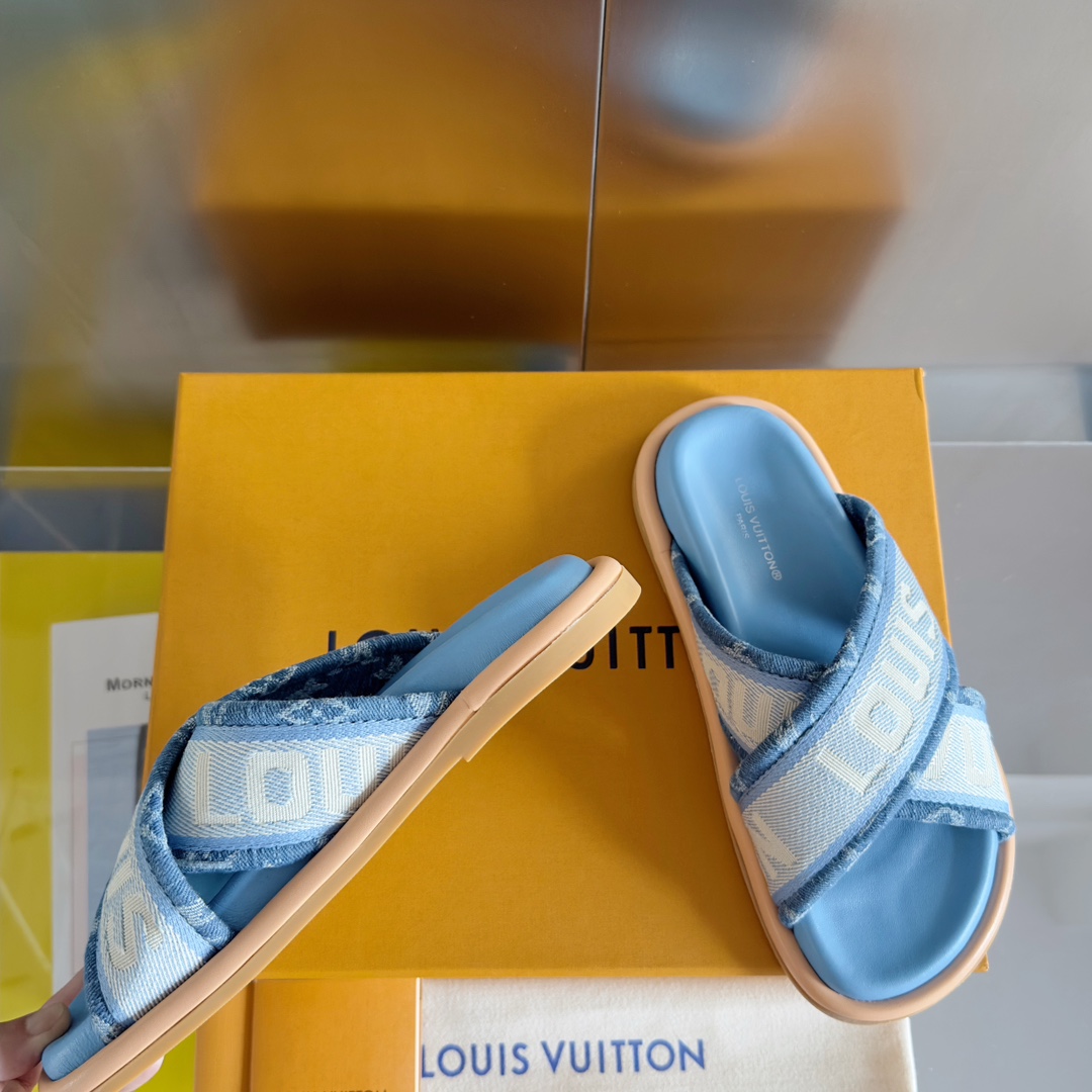 Louis Vuitton LV路易威登L家 驴牌 BLISS COMFORT系列 交叉 一字 厚底 刺绣 凉拖鞋