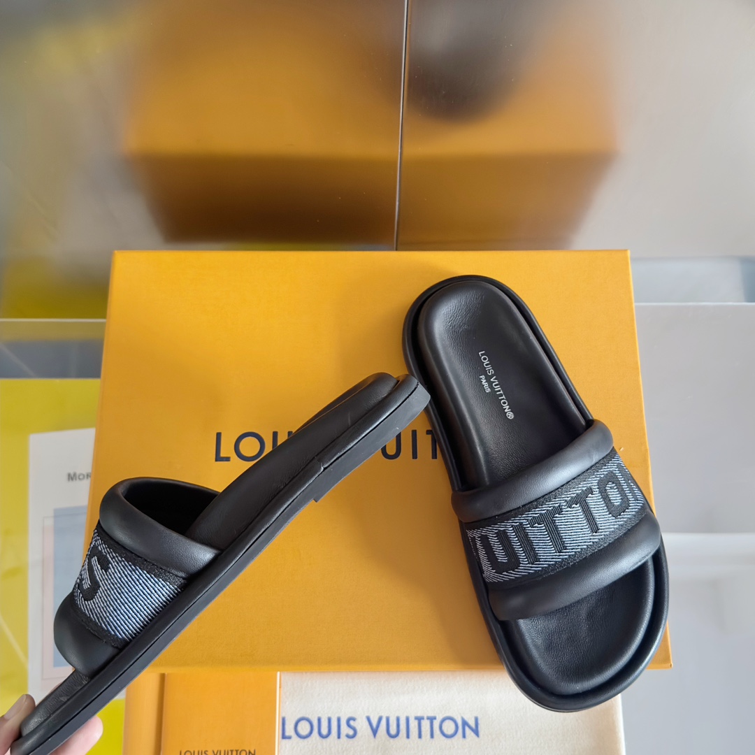 Louis Vuitton LV路易威登L家 驴牌 BLISS COMFORT系列 交叉 一字 厚底 刺绣 凉拖鞋