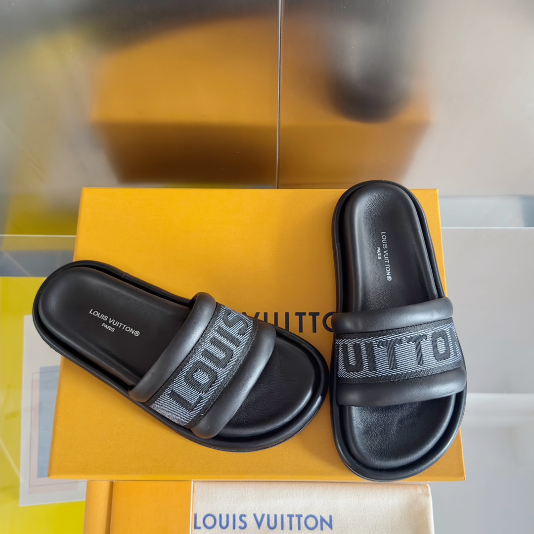 Louis Vuitton LV路易威登L家 驴牌 BLISS COMFORT系列 交叉 一字 厚底 刺绣 凉拖鞋