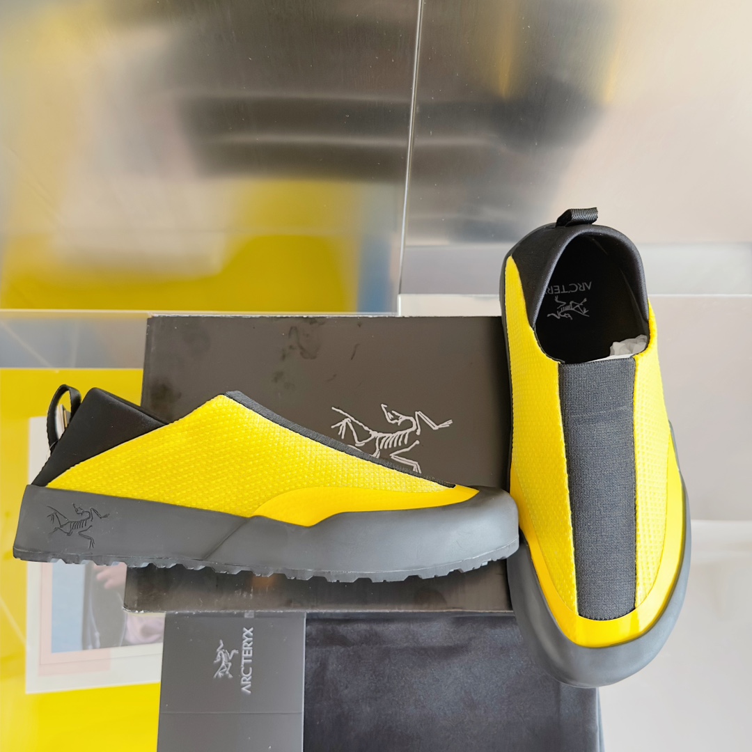 Arc'teryx ARC‘TERYX始祖鸟 Kragg 一脚蹬 覆盖防水 越野 攀登鞋 户外 跑鞋 包头半拖鞋