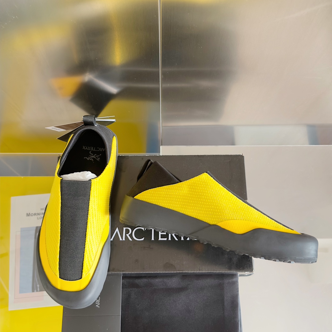 Arc'teryx ARC‘TERYX始祖鸟 Kragg 一脚蹬 覆盖防水 越野 攀登鞋 户外 跑鞋 包头半拖鞋