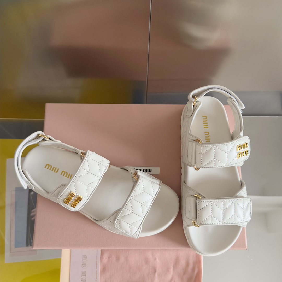 Miu Miu MiuMiu缪缪 Matelassé Nappa系列 厚底 魔术贴 沙滩 凉鞋 半拖鞋