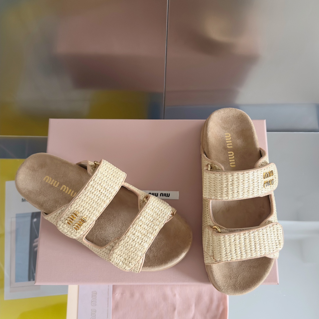 Miu Miu MiuMiu缪缪 Matelassé Nappa系列 厚底 魔术贴 沙滩 凉鞋 半拖鞋
