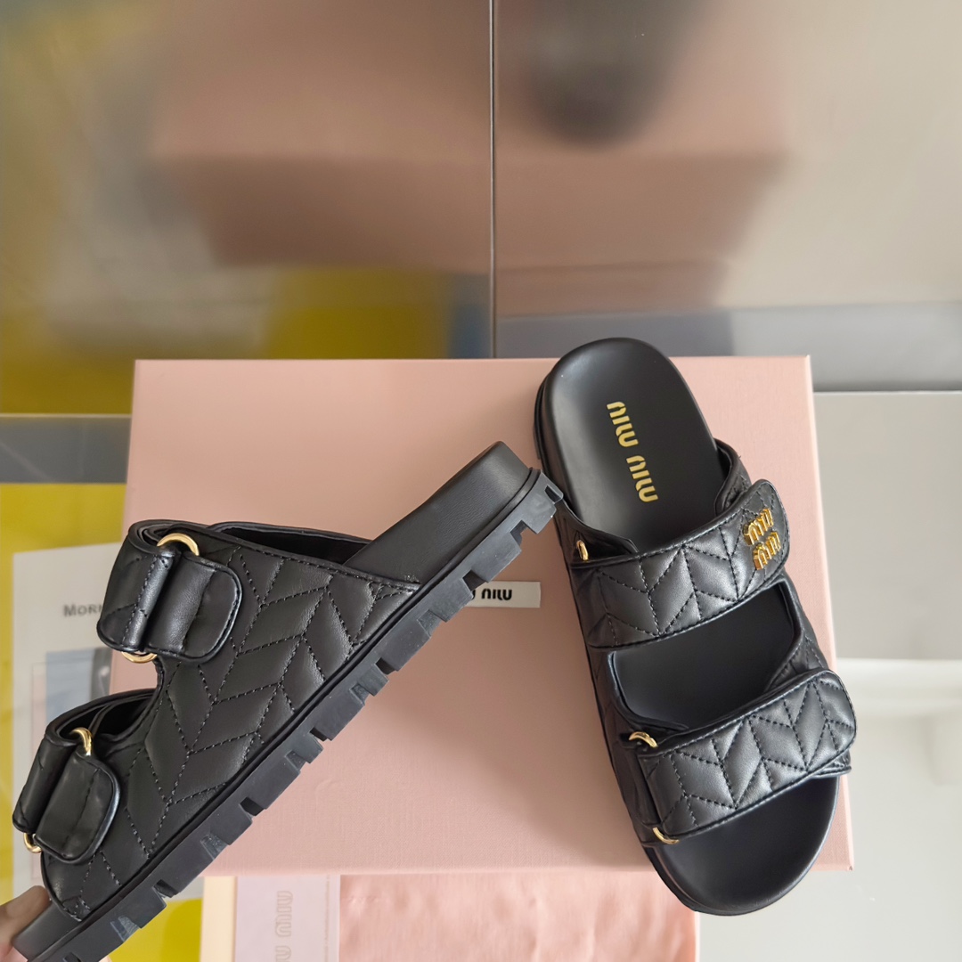 Miu Miu MiuMiu缪缪 Matelassé Nappa系列 厚底 魔术贴 沙滩 凉鞋 半拖鞋