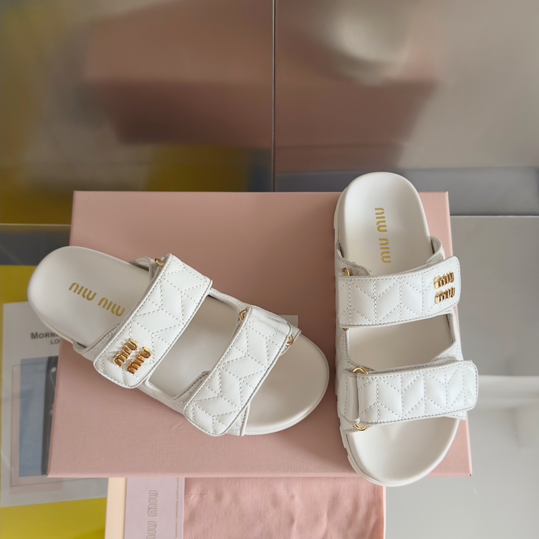 Miu Miu MiuMiu缪缪 Matelassé Nappa系列 厚底 魔术贴 沙滩 凉鞋 半拖鞋