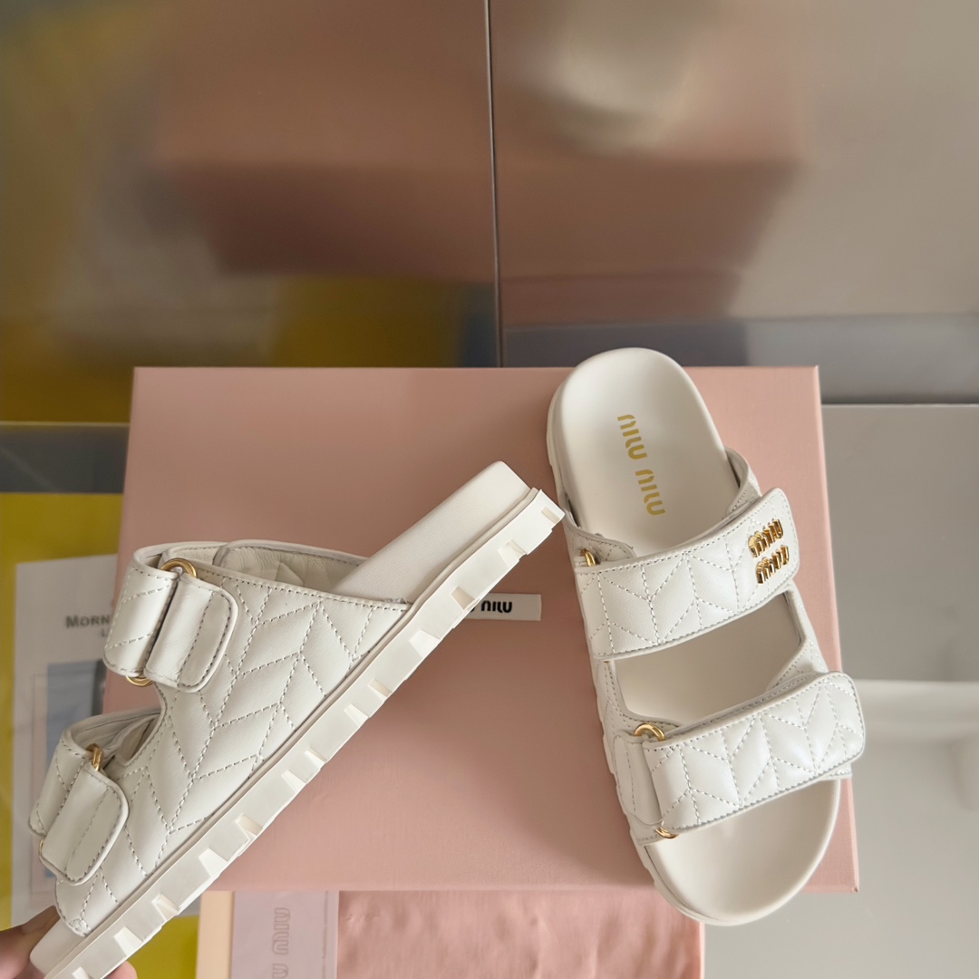 Miu Miu MiuMiu缪缪 Matelassé Nappa系列 厚底 魔术贴 沙滩 凉鞋 半拖鞋