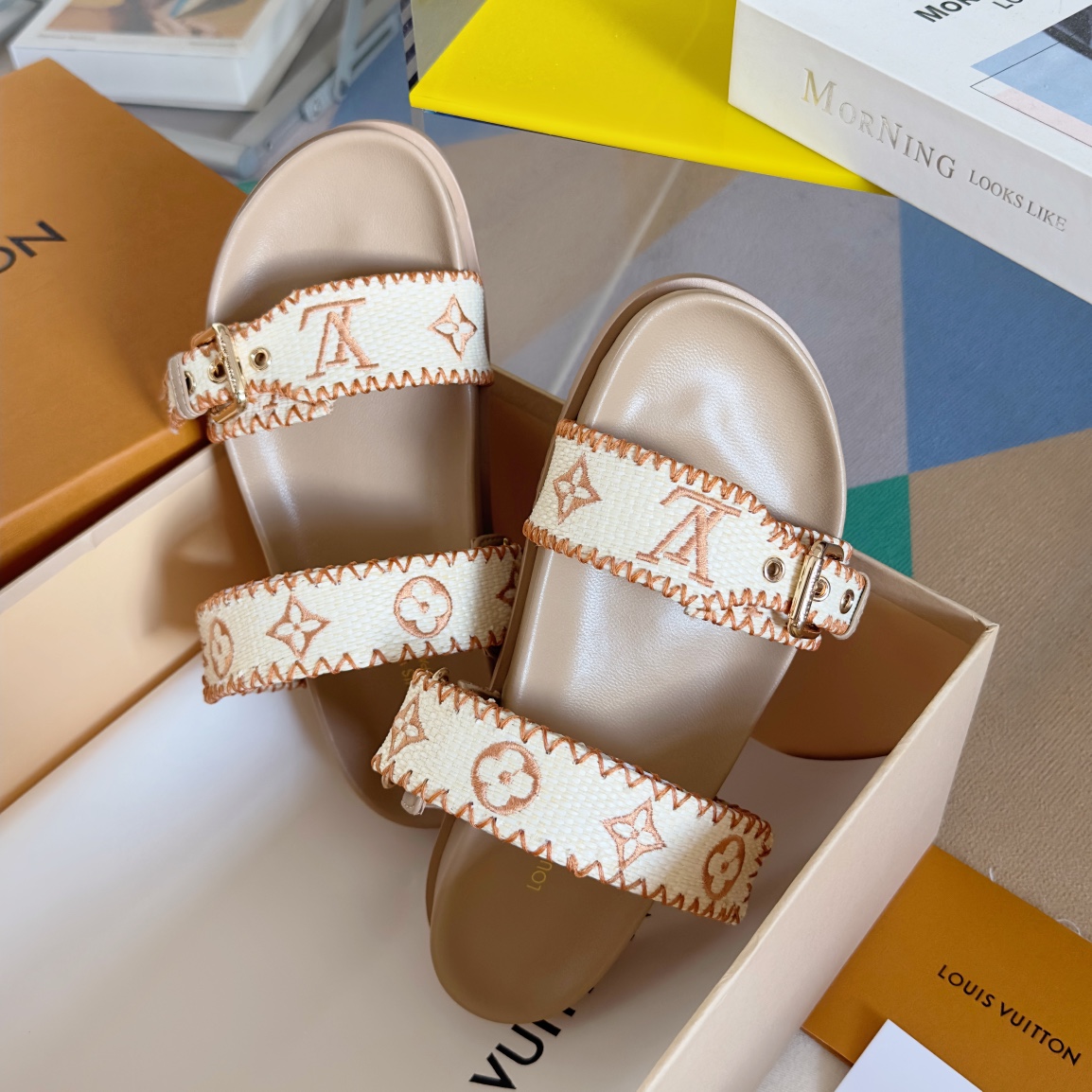 Louis Vuitton LV路易威登L家驴牌BOM DIA COMFORT系列 魔术贴 牛仔布 老花 凉鞋 平底凉拖鞋