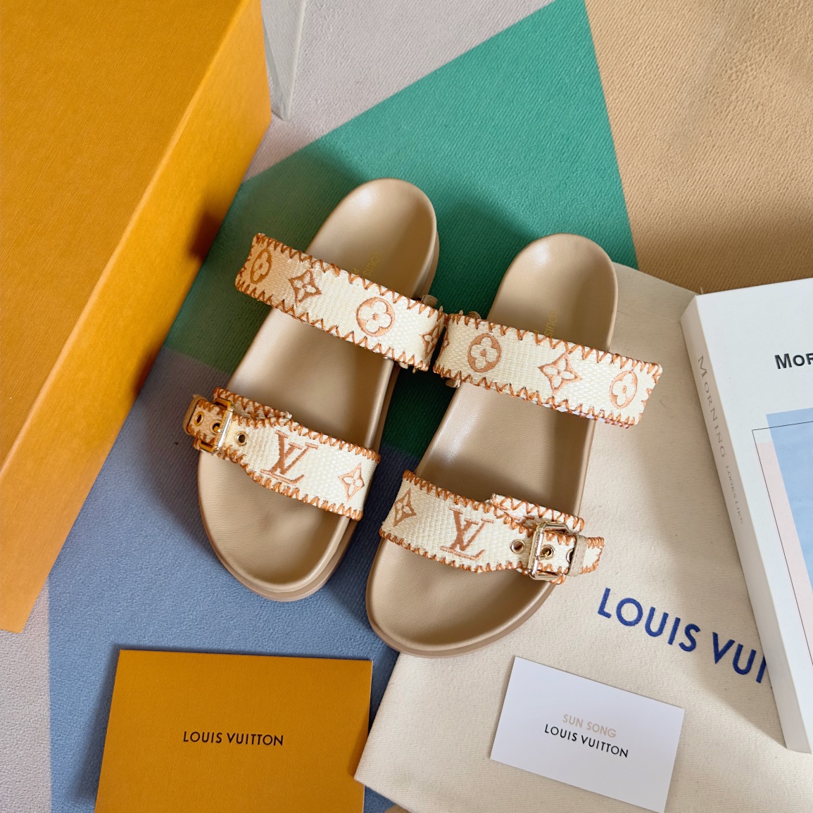 Louis Vuitton LV路易威登L家驴牌BOM DIA COMFORT系列 魔术贴 牛仔布 老花 凉鞋 平底凉拖鞋
