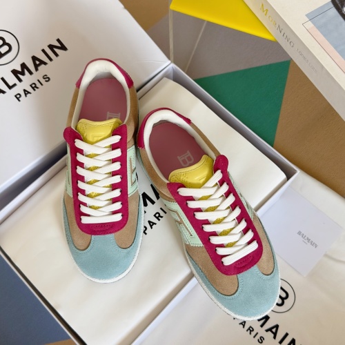 Balmain Swan Leather Sneakers, Casual Couple Style for Women and Men 1 Balmain Swan Leather Sneakers, Casual Couple Style for Women and Men