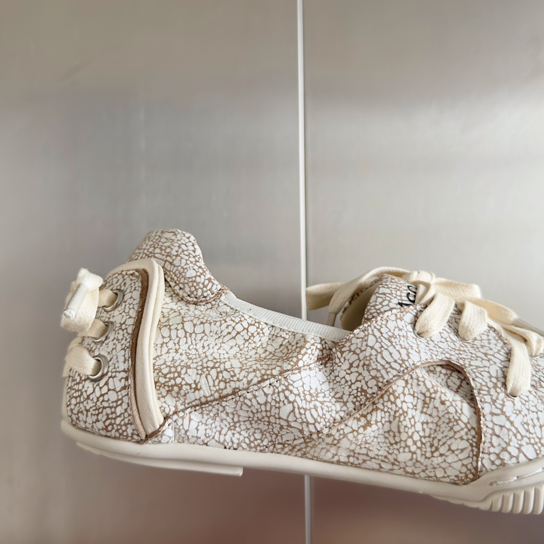 顶级版本：女款
Acne studios 24FW 丹宁牛仔布 芭蕾舞鞋 休闲 运动鞋
原版购入开发 做