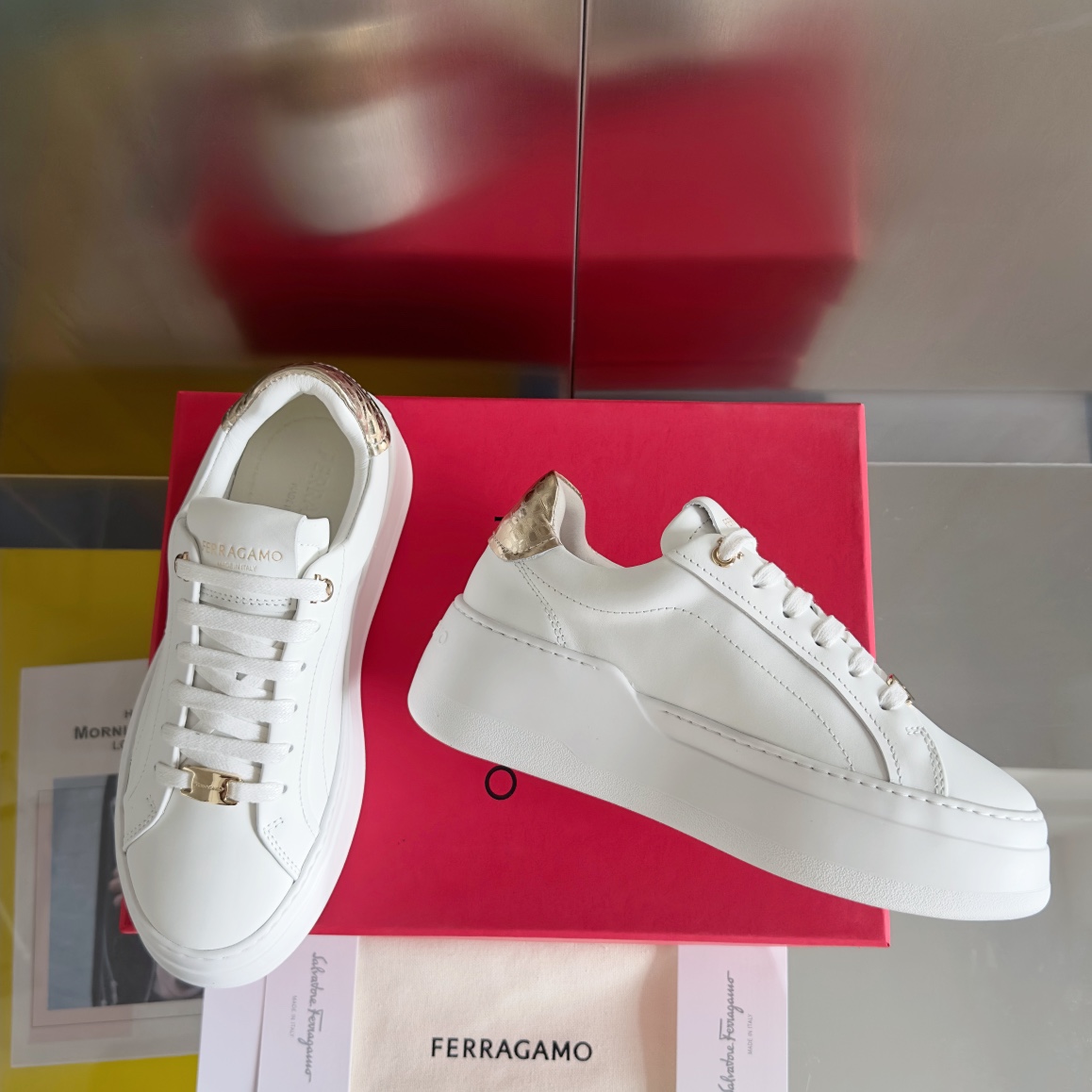 顶级版本Ferragamo菲拉格慕最新Vara系列厚底铭牌休闲运动鞋原版购入开发做货Ferragamo新